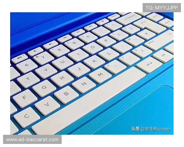 《探索F1到F12键的多功能用途与应用领域：各类游戏中的实用技巧》